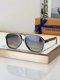 Picture of Louis Vuitton Sunglasses _SKUfw76010841fw